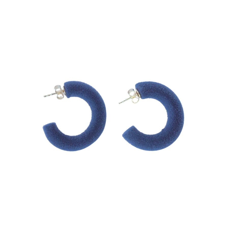 Plüsch hoop earrings Sample 2