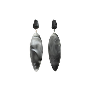 Nymphe earrings with ebony wood and cloudy rubber