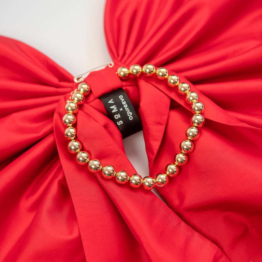 soma x agureeva, red bow, stiff taffeta, statement piece, necklace,  detachable ball chains, golden chain