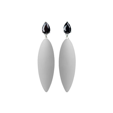 Nymphe earrings with black stone and lava rubber