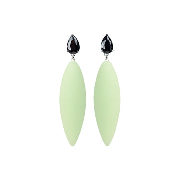 Nymphe earrings with black stone and mint rubber